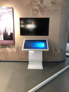 北京觸摸屏一體機 融合廣告機與教育設備，打造高效辦公新體驗