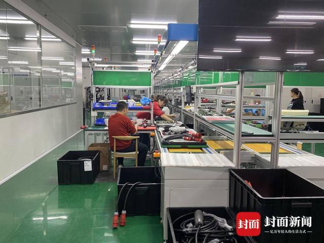 四川省新能源產品加速“出?！保舷掠纹髽I出口訂單齊增長丨決戰四季度 大干一百天